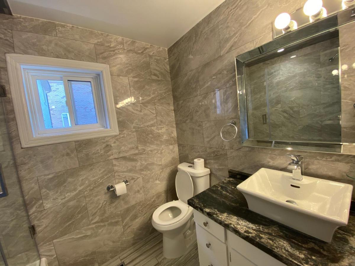 Yonge And Finch Subway !N Cozy & Modern Private Bdr With Shared Bathroom Toronto Exterior photo